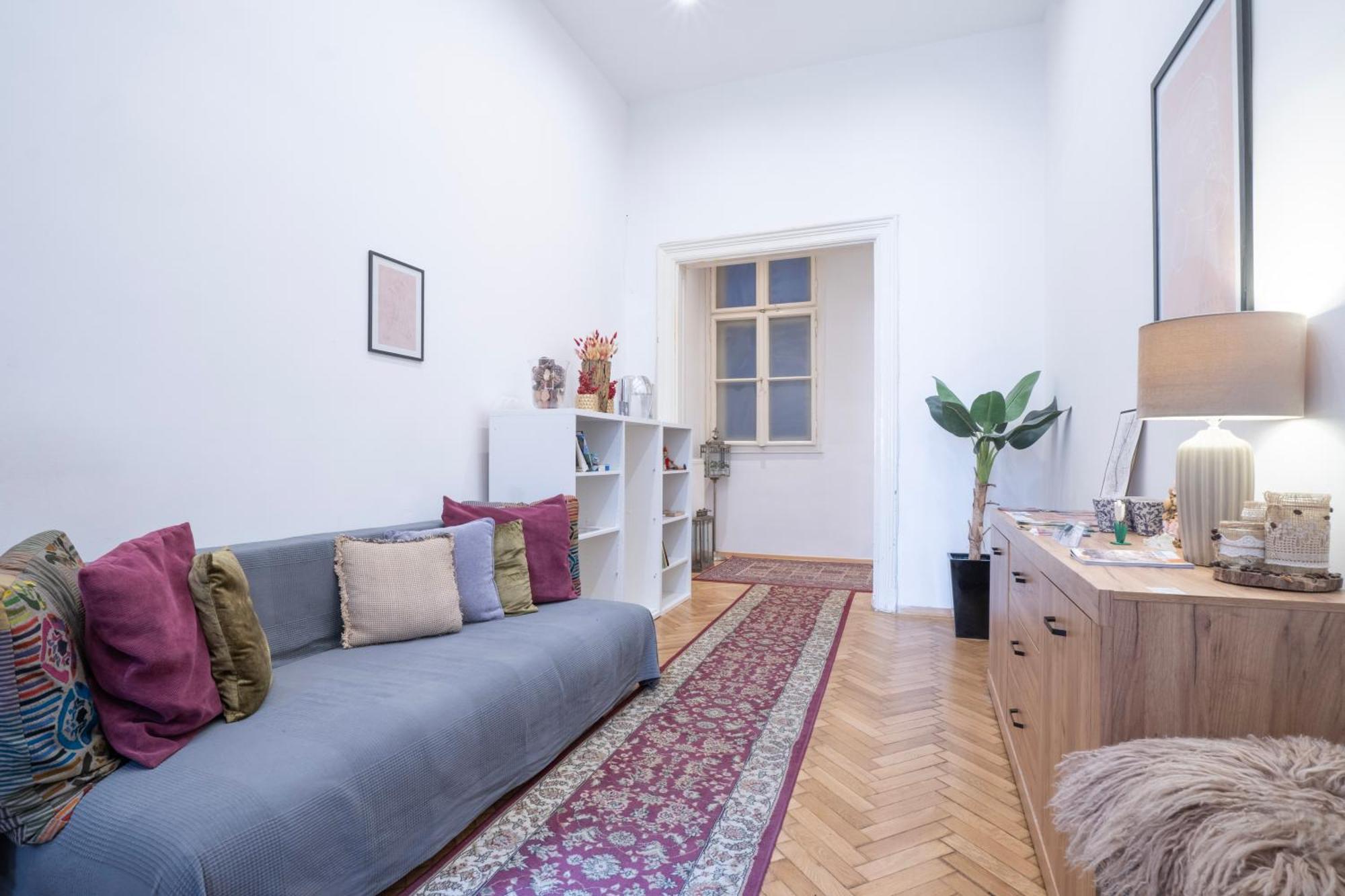 Cedar Inn Budapest - Palace District ภายนอก รูปภาพ