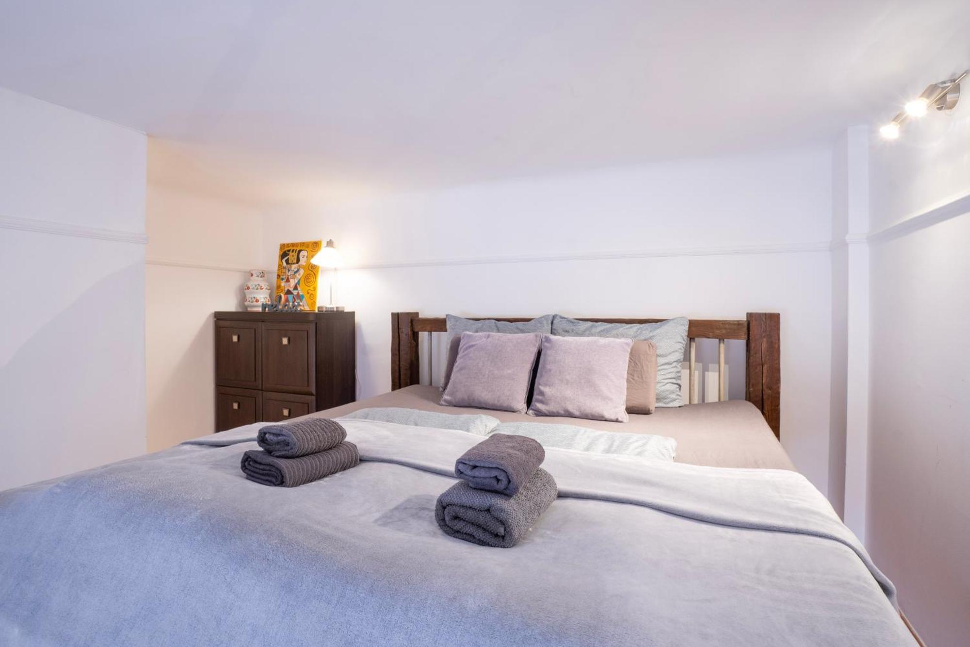 Cedar Inn Budapest - Palace District ภายนอก รูปภาพ